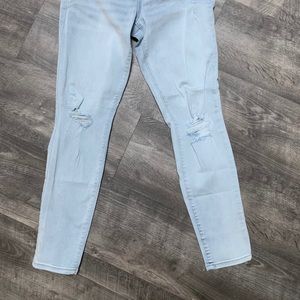 Acid wash rockstar jeans